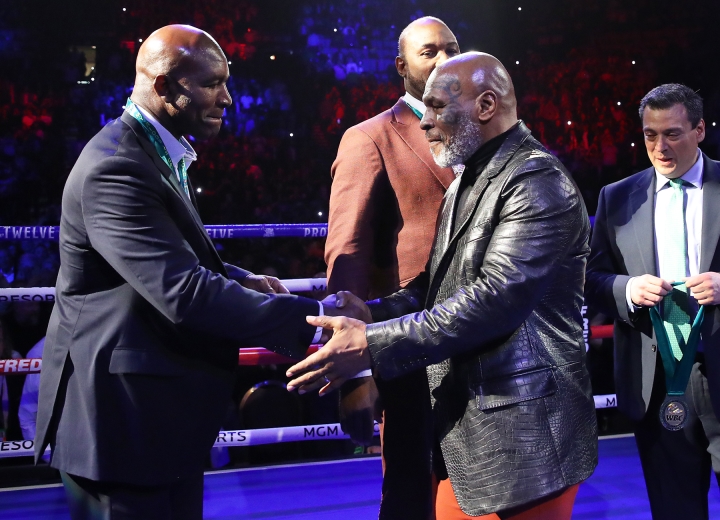 Mike Tyson reveló que si sucederá su combate de exhibición ante Evander Holyfield.