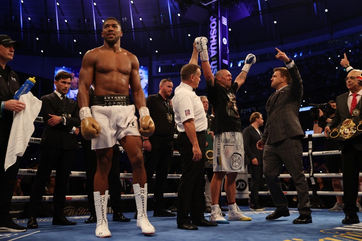 usyk-joshua-fight%20(11).jpg