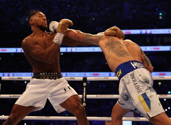 usyk-joshua-fight%20(16).jpg