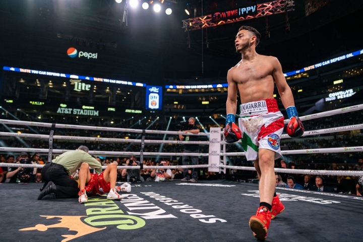 valenzuela-vargas-fight (11)