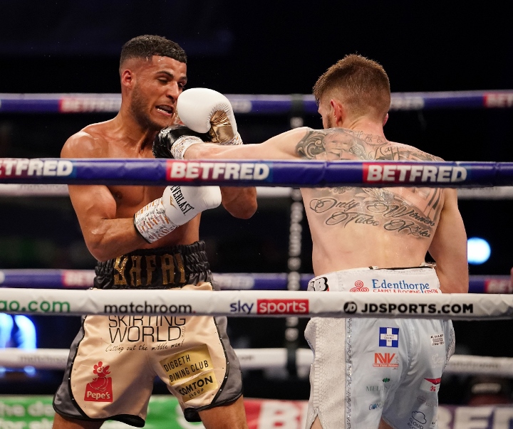 yafai-cunningham-fight (12)